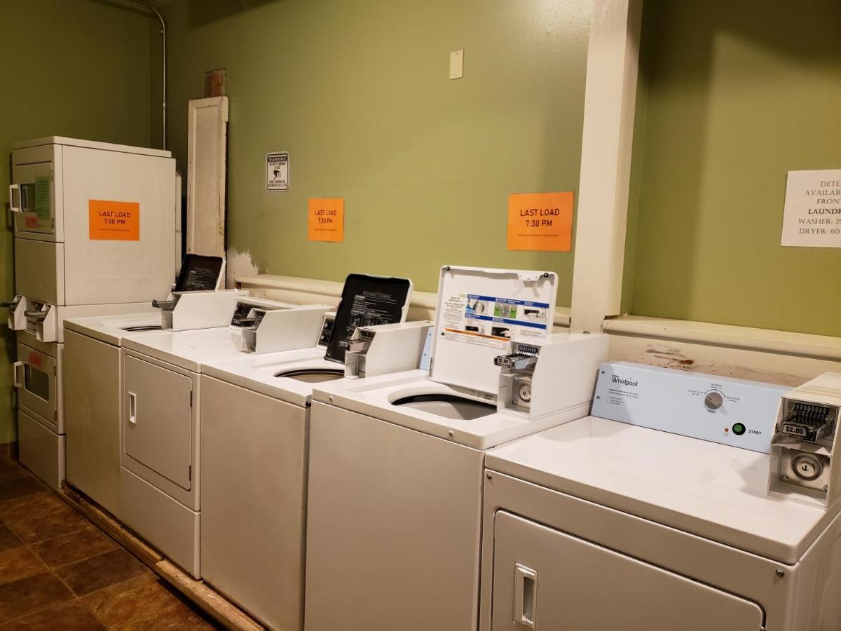 Americas Best Value Inn Greeley Эванс Экстерьер фото