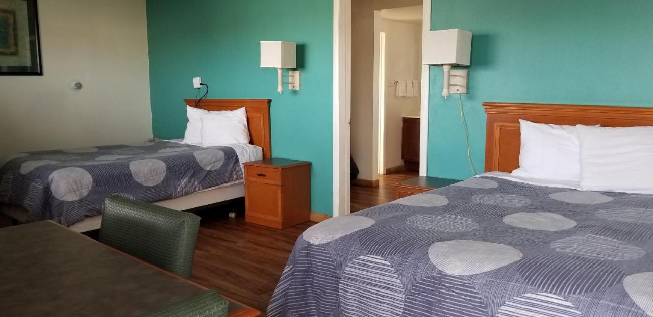 Americas Best Value Inn Greeley Эванс Экстерьер фото